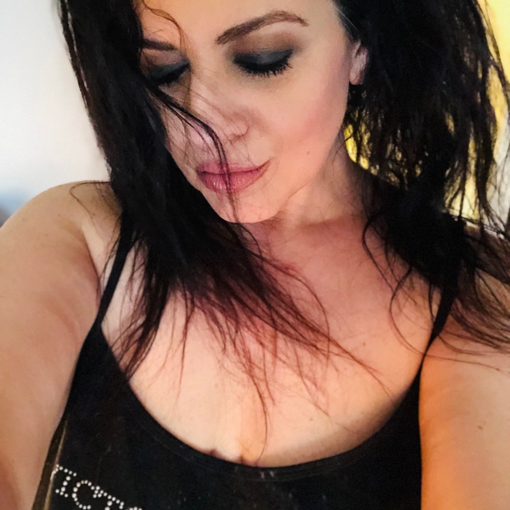 POSH AMBASSADOR-TOP SELLER-TOP RATED-POSH MENTOR🎉